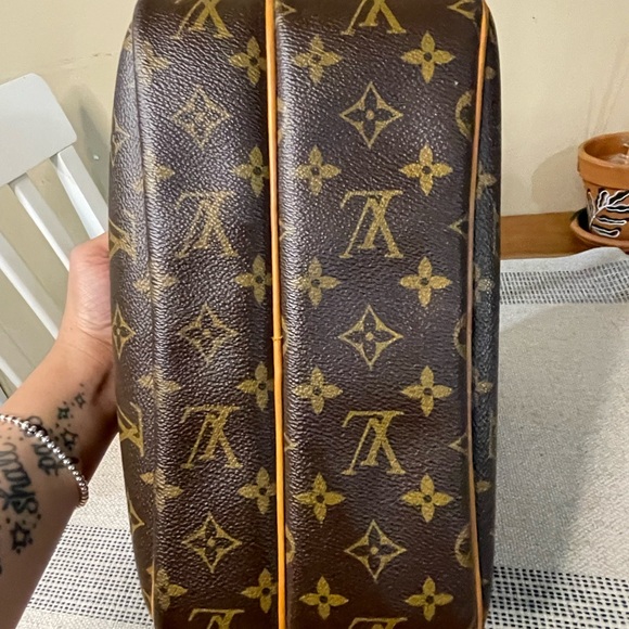 🔥 SOLD 🔥Louis Vuitton Reporter PM - Picture 8 of 16